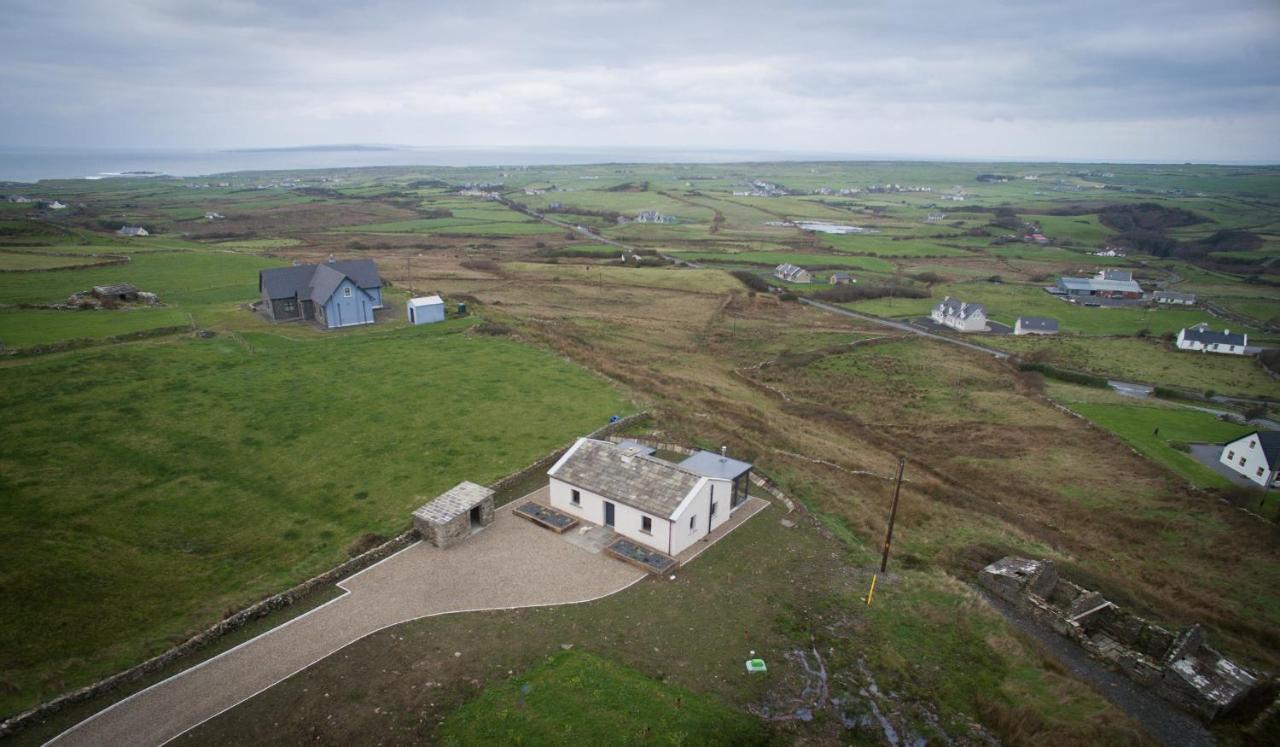 Elfin Cottage Doolin Exterior foto